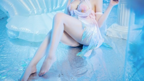 85351-小瑶幺幺 21 套写真   定制视频 (1).jpg