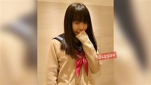 FC2PPV 4658730 【无制服】放学后黑发文静美少女被爸爸的精液中出.jpg