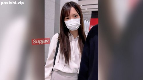 FC2PPV 4693525 [Pa.到月底为止]在工作的已婚女性OL。她工作很忙，看起来很沮丧，所以.jpg