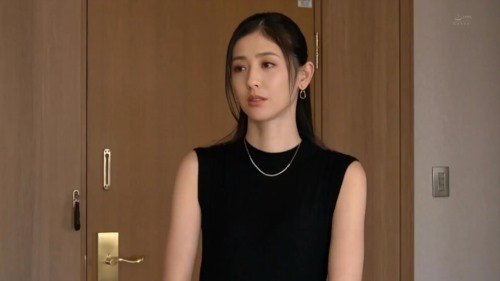 85741-【AI明星换脸】「佟丽娅」绝美女明星的黑丝美腿诱惑 (2).jpg