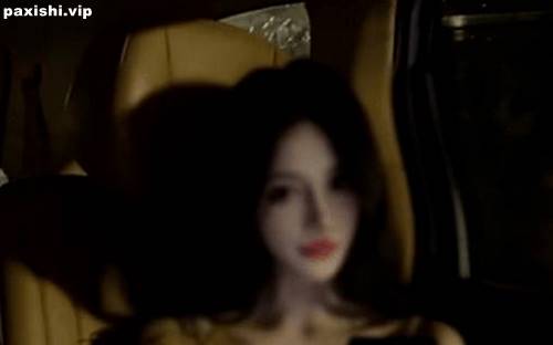 73077-推特新晉高質量NTR綠帽夫妻明星顏值極品人妻“ROSEWU”一起去酒吧喝酒喝多到酒.jpg