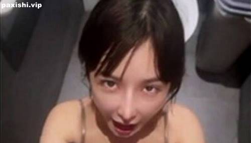 73206-李娜娜Nana粉絲約會星X克咖啡廳公廁開幹裡面做愛真刺激.jpg