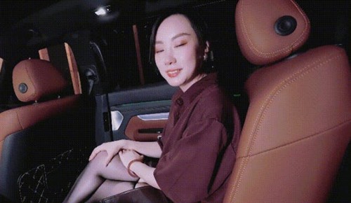 73710-國產自拍AV 思琪姐姐 SilkySukiBunnyMiffy米菲兔~與女老板激情車震的日子.jpeg