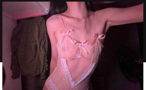 86227-安庆反差护士李晓倩 有未婚夫还在外面约炮，真实照片照片流出 和炮友酒店激战视频曝光.jpg