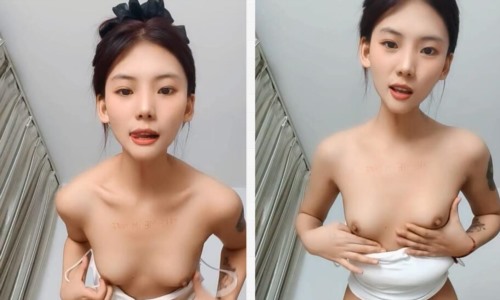 86729-新来的高颜值吊带小美女精彩小秀直播全程露脸诱惑狼友给狼友看骚奶子很诱人刷礼.jpg