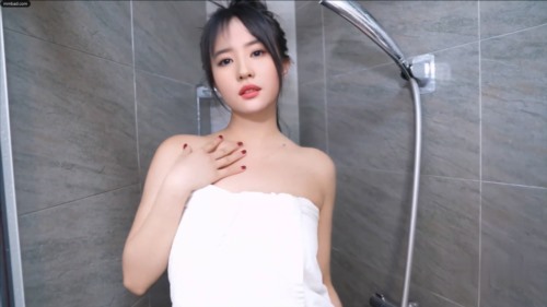 87031-刘亦菲❤️-G奶美女疯狂3P乱交！被两根巨大的阴茎猛插，浓烈的射精让她达到高潮 (1).jpg