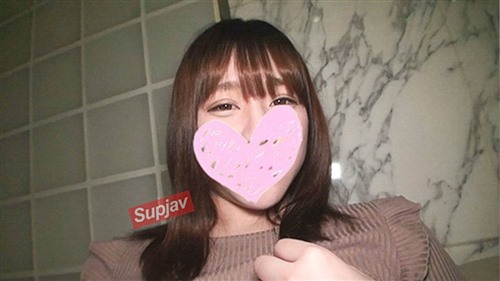 FC2PPV 4770256 【無修正】18歳! オジサンち●ぽにドハマり中に生挿入中出し種付けプ.jpg