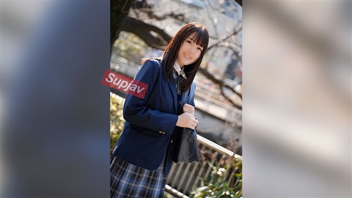 FC2PPV 4776736 【仲直りSEX】令和っこ生なましいSEX映像。イケメン相手にメロメロ初.jpg