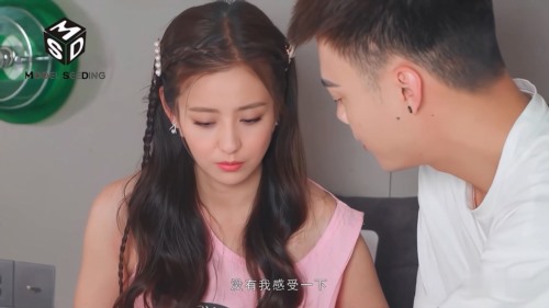 87378-佟丽娅-发小变成了女人 沦为了我的肉便器 (1).jpg