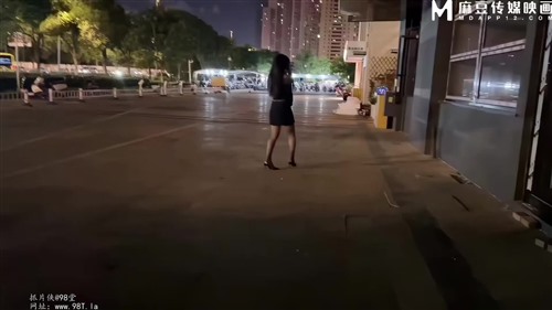 74497-尾随美女 强操至高潮后竟被她老公发现暴打，我就喜欢操有老公的女人.jpg