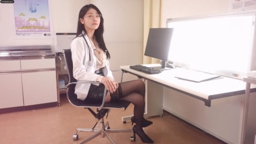 87628-【AI明星换脸】✨林允儿✨极致黑丝诱痴女医生的射精计划 破解无码 (1).jpg