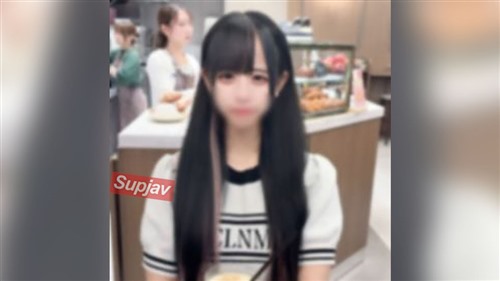 FC2PPV 4790464 【初・無修正】「怖くなってきた…」初の個撮に戸惑い躊躇する19歳.jpg