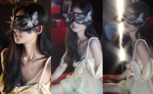 87792-十一月最新【大学生私房拍摄】清纯学妹上大学前暑假挣点零钱私拍被摄影师刮毛 .jpg