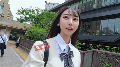 FC2PPV 4797940 鉄道が大好きな鉄オタガール！！電車以上にSEXも大好きなピチピチマン.jpg