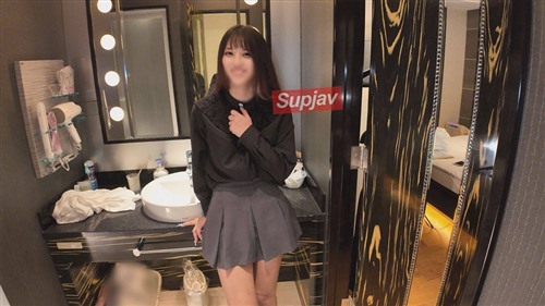 FC2PPV 4800125 [即ハメ中出し素人］無修正≪元読モ♡高学歴美女Ｅ乳≫欲求不満マンコ.jpg