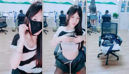 87991-美女办公室！【晚安樊樊】后面两个同事在上班她肛塞 (3).jpg