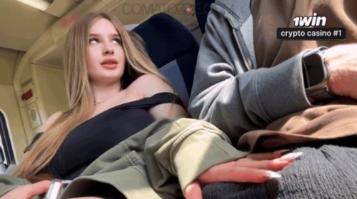 87992-极品天然摇晃巨乳✅Comatozze✅ 39部【火车艳遇：陌生美女主动勾引邻座男子】 (2).jpg