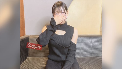 FC2PPV 4807853 【無】追加20個限定※女子⚪︎生サキ(20歳) 50cmディルドと3穴潮吹き.jpg