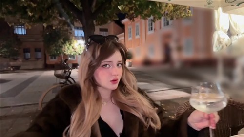 75252-路边搭讪坦克肥妞 Shyblanche，利用奥义·大屌技能把她操翻在酒店床上.jpg