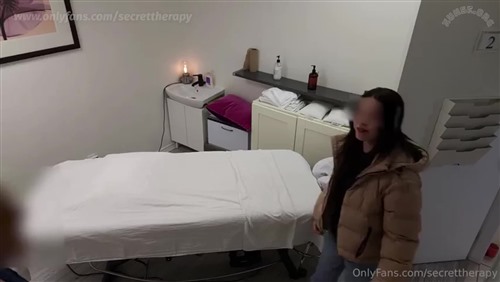 75576-女性私密按摩师【SecretTherapy】上一次假意推辞说有男朋友的日本小妞被操爽后.jpg