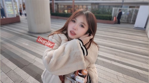 FC2PPV 4826310 美乳で桃尻なアパレル販売おさん夜のバイト前にデート＆中出しエッチ.jpg