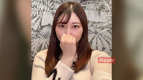 FC2PPV 4831115 清.楚.感♡美尻♡未.〇.理.陰毛♡郵便局に勤めるえりかちゃん♡人生初.jpg