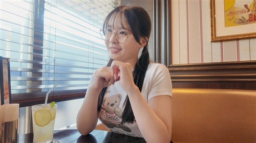 SIRO-5609 ムチムチボディの最高峰【もも 20歳】 男に尽くすイチャイチャセックスに骨.jpg