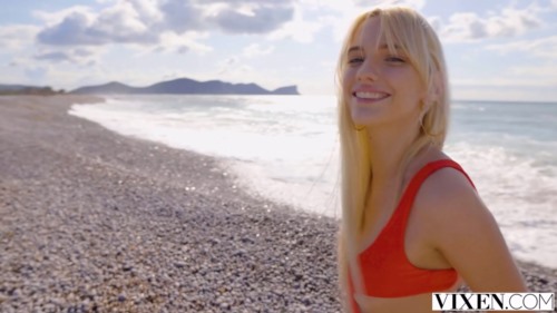 88196-Vixen【HD】 Kenna James一起旅行 野外约炮的度假旅行 (1).jpg