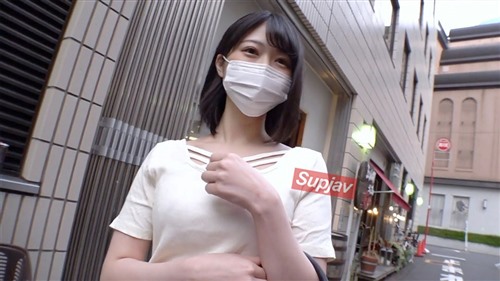 FC2PPV 4846020 【素人出演】”2年目巨乳保育士”生中出し過激性行為撮影。秘蔵プライ.jpg