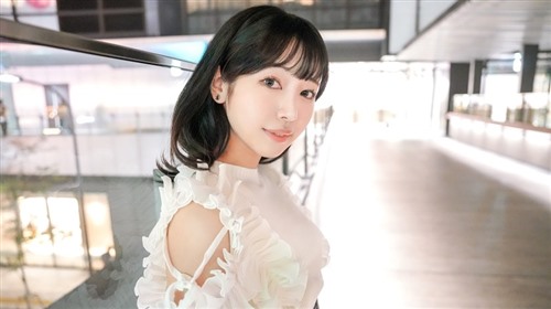 SIRO-5633 色白美人の女子大生！性の目覚めはシャワーがアソコにあたってから！外より.jpg