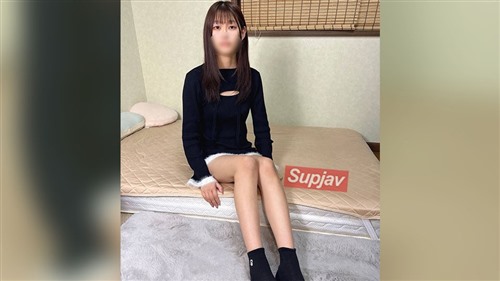 FC2PPV 4865843 【完全素人&初撮り】美脚×美尻の18歳JD♡芋っぽくて初々しい恥ずかし.jpg