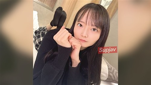 FC2PPV 4883562 お宝映像候補。坂道系アイドルデビュー前の咲良ちゃん。す.ぐダ.メ に.jpg