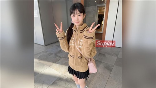 FC2PPV 4900989 【65迄1290pt】【初撮】※バレエ歴15年のスレンダー美人ムスメ。バレ.jpg