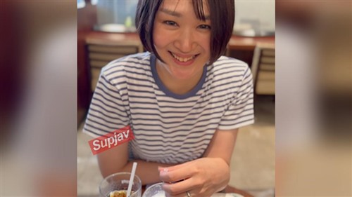 FC2PPV 4901916 女子大生とプライベートでやりたい放題させて貰いました.jpg