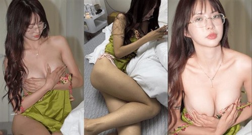 77693-表里不一斯文眼镜大奶骚婊性爱流出.jpg