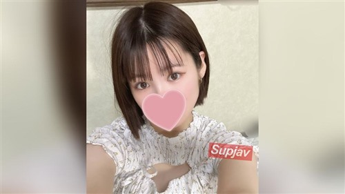 FC2PPV 4904990 【完全素人&初撮り】可愛くて恥ずかしがり屋の初々しい19歳！押しに弱.jpg