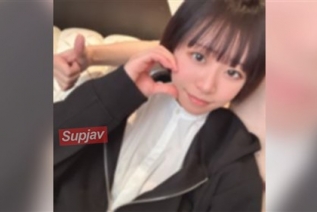 FC2PPV 4671131 [2作品] H.M.E.Squirt！大量喷水！大阴蒂♡纯情的桃酱。深喉口交后，她袒露了自己的本能并乞求中出性爱。