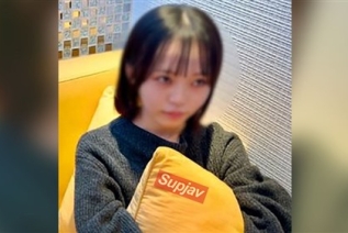 FC2PPV 4859848 小柄でおさな可愛い144cm卒業前の18歳、大人チ◯ポでめちゃくちゃにされて外に出