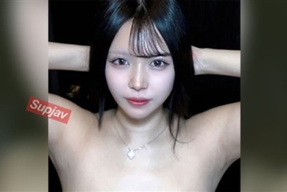 FC2PPV 4879175 ♀213 たぶんあのごろ●まる先生が発掘した笑顔がちょーかわいい白ギャルちゃんとまさかの生性交渉の機会