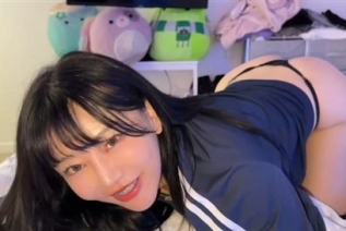 76952-崇洋喜欢洋屌露脸性爱爆肏阿黑颜