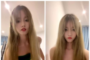85617-清纯美少女，巨乳大奶子身材超棒，无敌粉嫩美穴，撩起衣服露美乳，扭动细腰极度诱惑