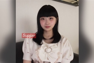 FC2PPV 4669808 990分直到58♡18岁未发育的女儿。 “我想和你在一起”——给甜心男人授精，给他湿漉漉的服务