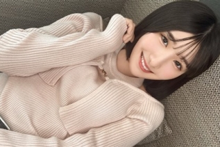 SIRO-5664 外表端庄，内心却充满激情！在她最爱的传教士体位中，她扭动着身体，一次又一次地达到高潮
