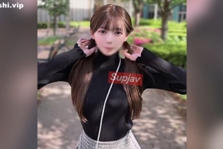 FC2PPV 4692848 新账号活动80%OFF【露脸否】「喜欢双腿被夹住自慰…」因不纯洁理由应聘的20岁护士