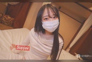 FC2PPV 4899872 【完全顔出し２本セット】SSSアイドル級に可愛い美女とイチャラブ配信