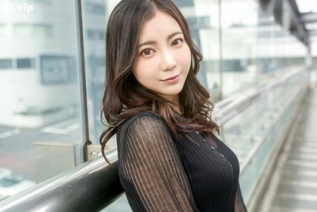 SIRO-5463 【人气光环 x 经验丰富，身材细腻】32岁美女网红第一次拍摄很紧张