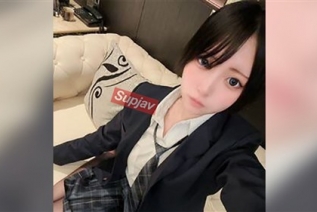 FC2PPV 4828026 【無修正】 18歳・高身長スレンダーEカップの超美形S級制服美●女ハメ撮り中出し