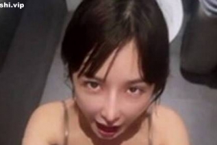 73206-李娜娜Nana粉絲約會星X克咖啡廳公廁開幹裡面做愛真刺激