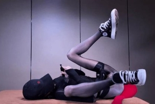 77108-黑丝姐被各种姿势温柔猛烈地疼爱