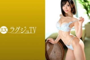 [259LUXU-1470] ラグジュTV 1450 まるでモデルのような美スタイルで世の男達を魅了する美人ブロガーが緊急AV出演！抑えられない性欲に身を任せ、淫ら...